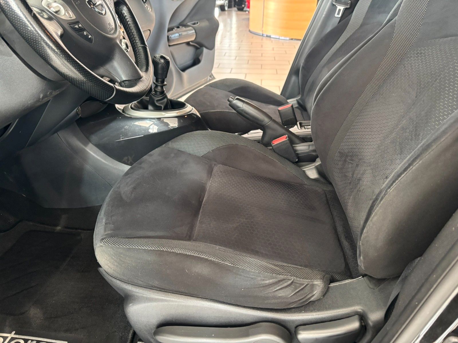 Fahrzeugabbildung Nissan Juke 1.6 NAVI/SHZ/KAMERA/ALU/1.HAND