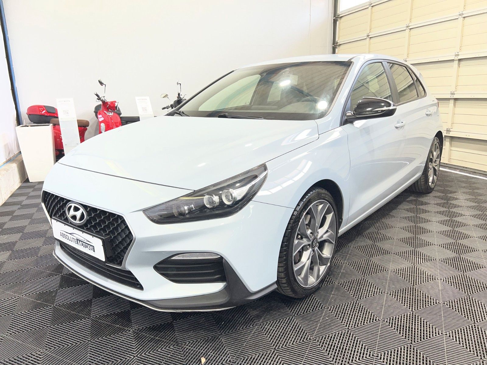 Gebrauchtwagen Hyundai i30 i30 N Line *Navi *SHZ *2.Hd in Nürnberg
