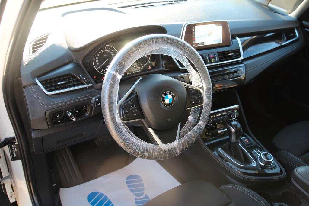 BMW 220