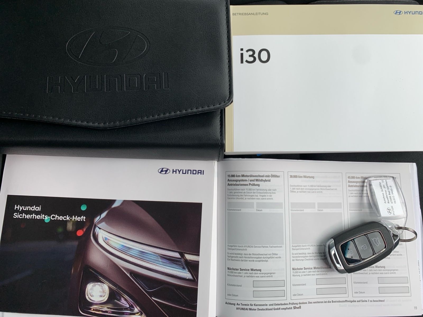 Fahrzeugabbildung Hyundai i30 Kombi 1.5 T-GDI 7-DCT N Line Mild-Hybrid Sit