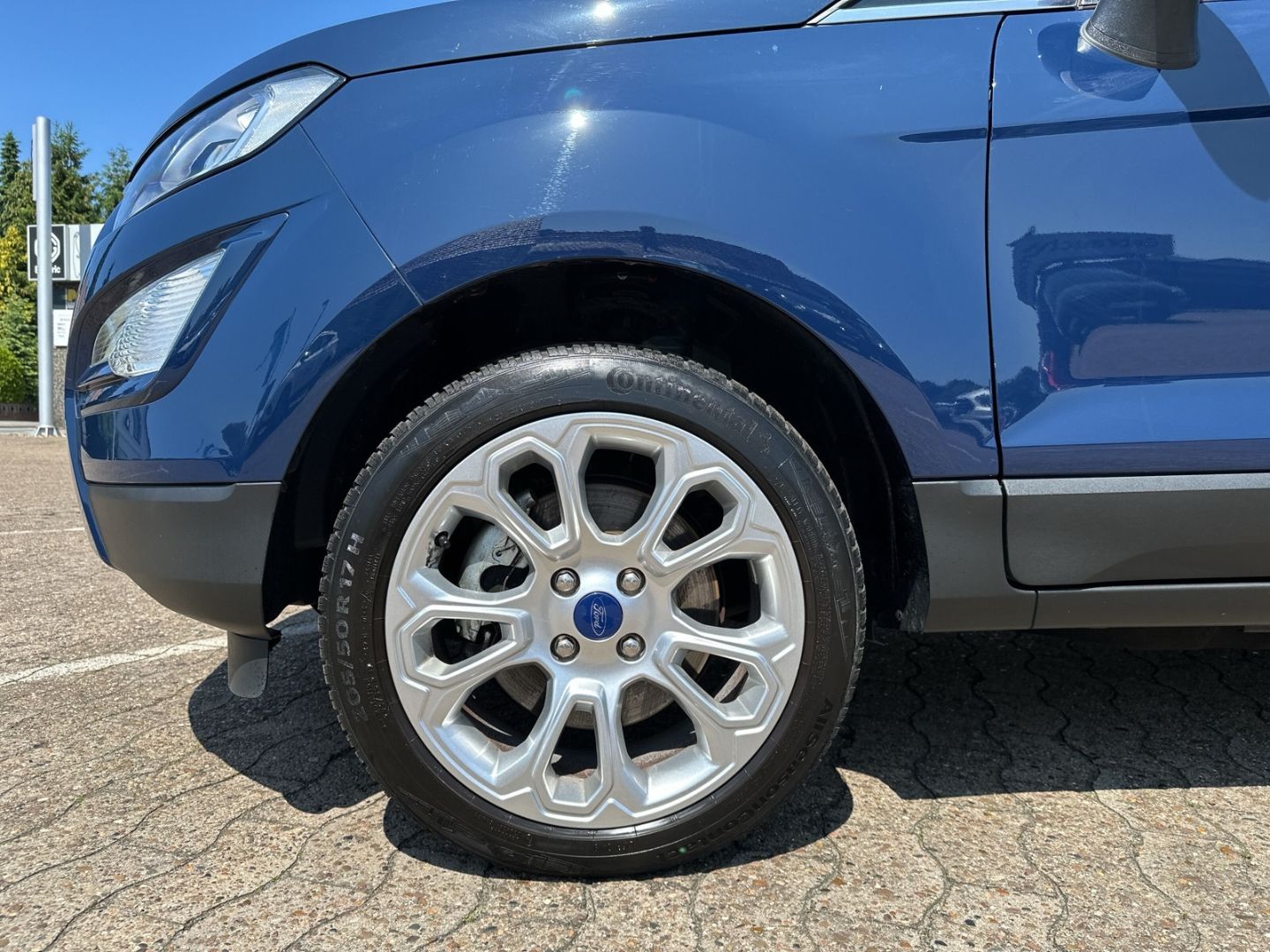 Fahrzeugabbildung Ford EcoSport Titanium 1.0 EcoBoost EU6d LED DAB Wint