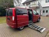 Mercedes-Benz Vito Kombi 115 CDI kompakt - rote Mercedes-Benz Vito