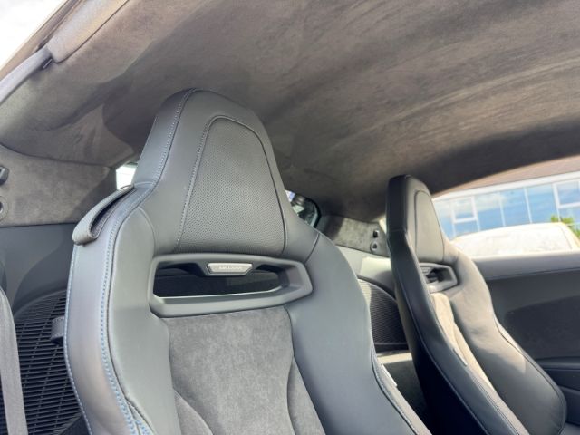 Fahrzeugabbildung Audi R8 5.2 FSI Performance Carbon Sportpaket Navi Le