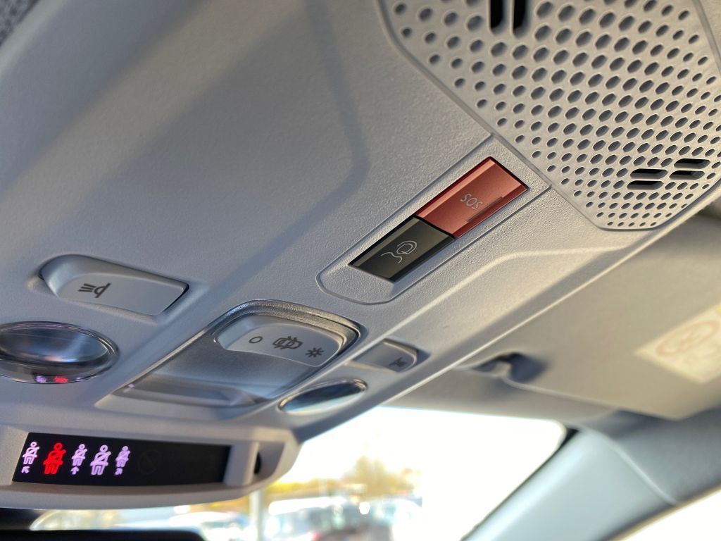 Fahrzeugabbildung Citroën C4 PureTech 130 Stop&Start FEEL PACK *Kamera*