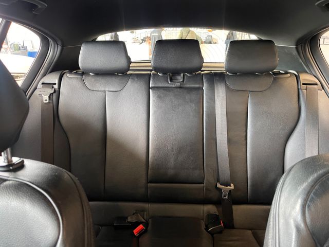 BMW 120i 5-Türer Aut. Edition M Sport Shadow*LED*NAV