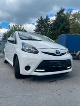 Toyota Aygo (X) 1,0-l-VVT-i Cool & GO Cool & GO - Toyota: I Go