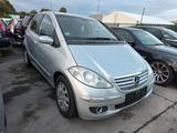 Mercedes-Benz A 170 ELEGANCE Automatik 135tkm - Mercedes-Benz A 170: Elegance