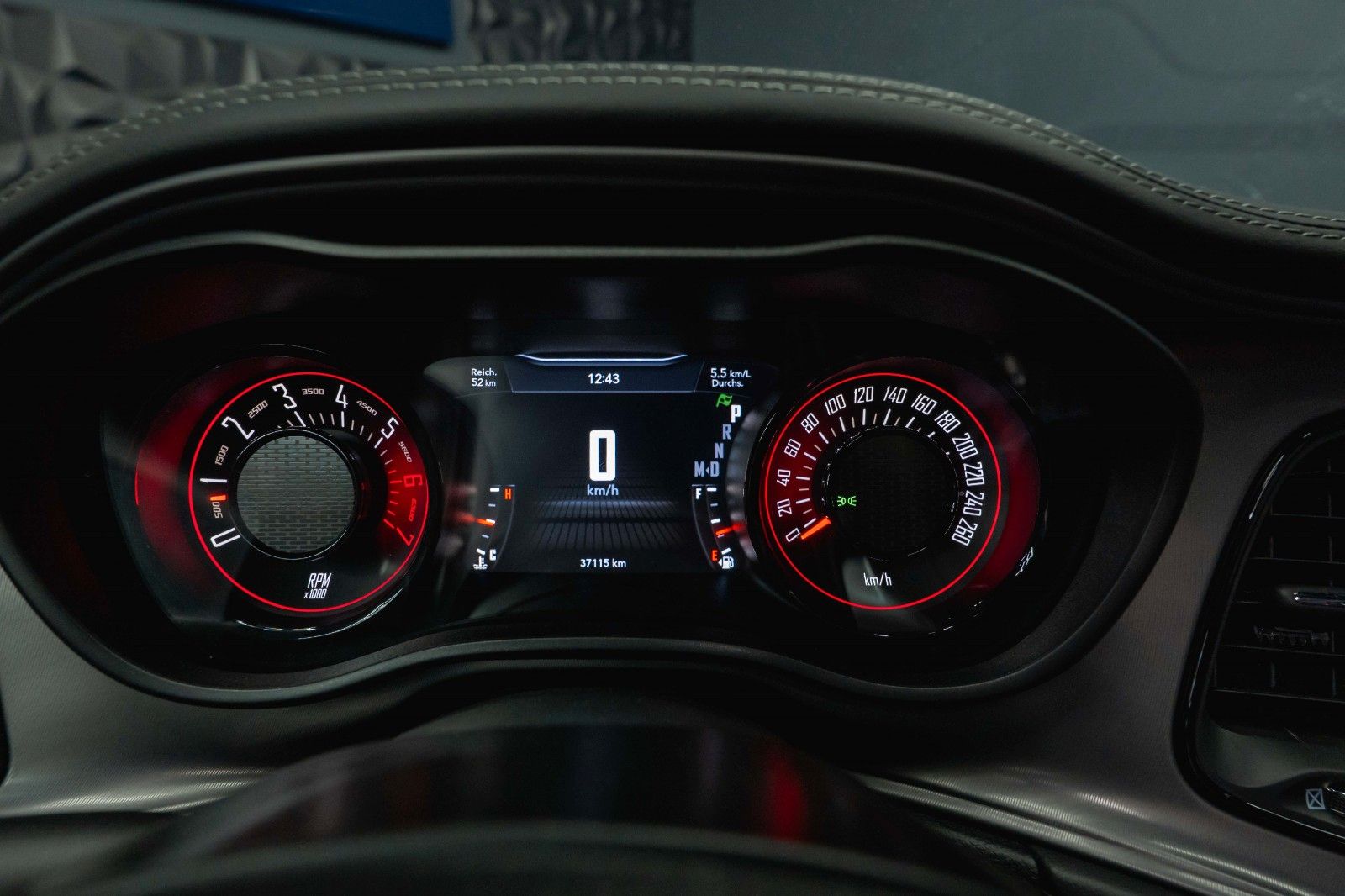 Fahrzeugabbildung Dodge Challenger 5.7 V8 R/T SRT Performance SuperTrack