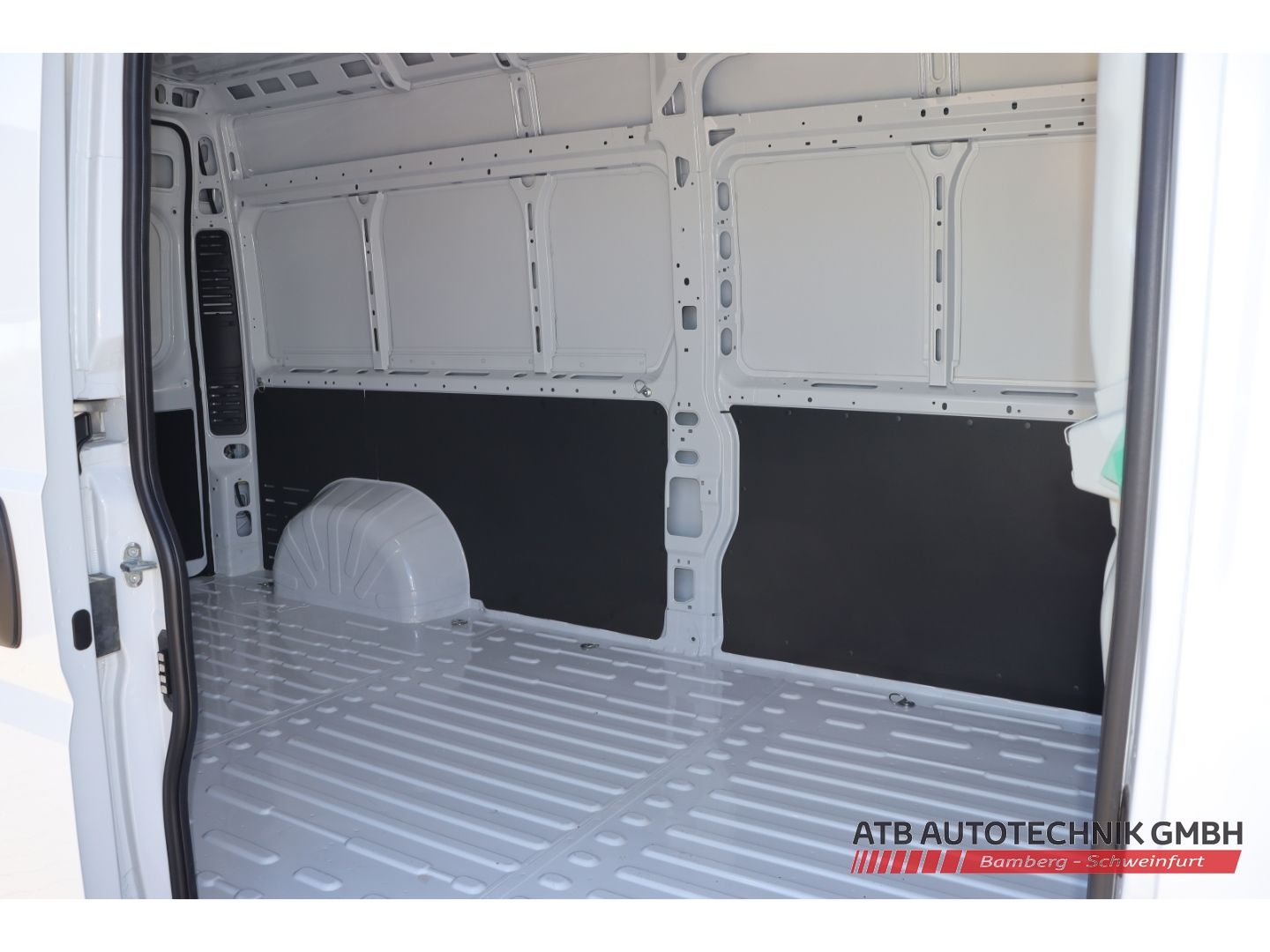 Fahrzeugabbildung Fiat Ducato Serie 2 MY26 KaWa L3H2 3,5T Diesel 140 AT