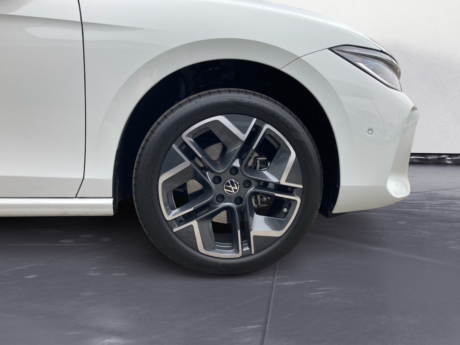 Volkswagen Passat - Bild 9