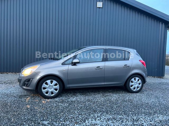 Opel Corsa D Satellite, Klima,Ganzjahresreifen