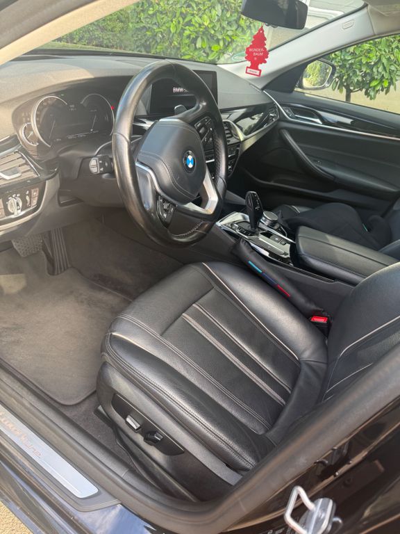 Image of BMW 520
