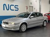 Jaguar JAGUAR X-Type 2.5 V6 Executive - silberne Jaguar X-Type