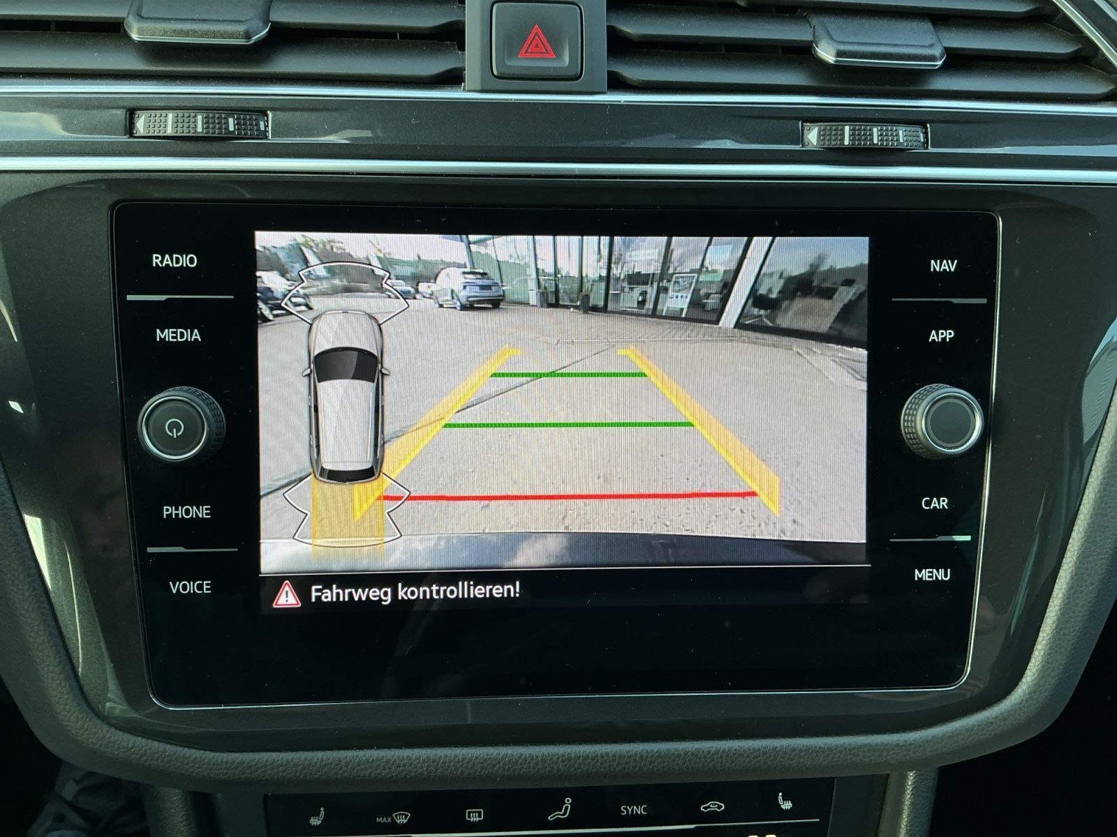 Volkswagen Tiguan - Bild 18