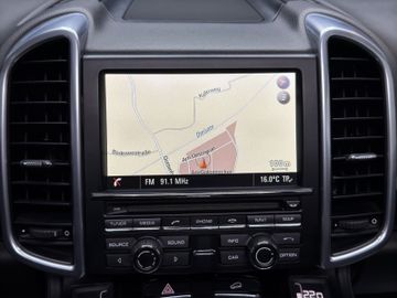 Porsche Cayenne Diesel*PANO*PDLS*PCM*XENON*LEDER*1.HAND