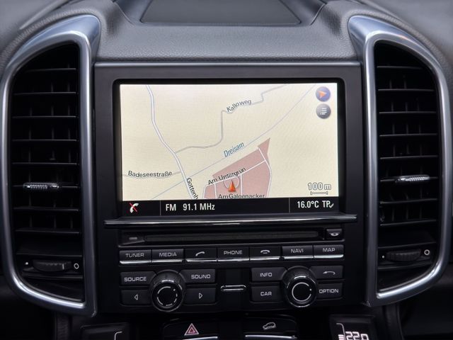 Porsche Cayenne Diesel*PANO*PDLS*PCM*XENON*LEDER*1.HAND