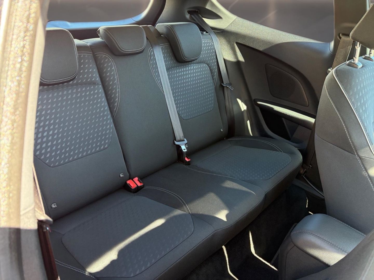 Fahrzeugabbildung Ford Fiesta Titanium, Alus,Klima,NSW Ambientebeleucht