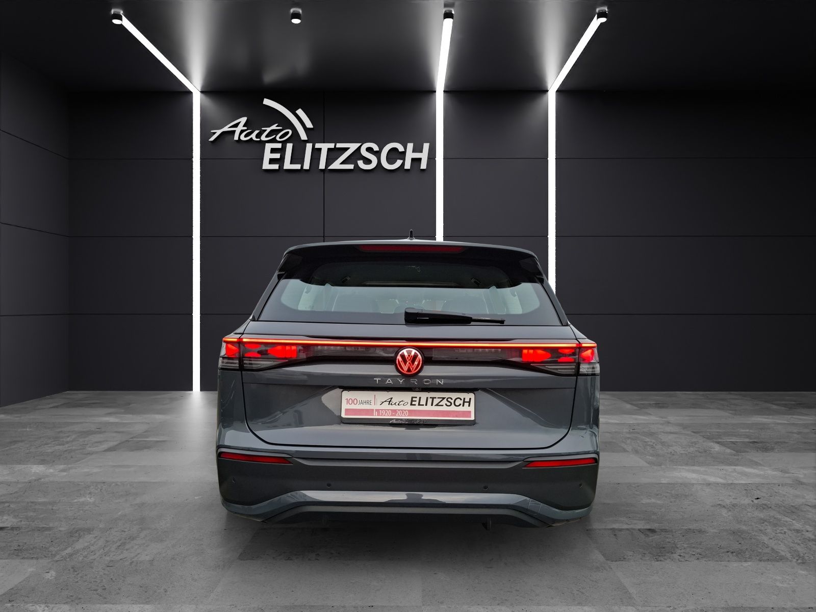 Fahrzeugabbildung Volkswagen Tayron TDI Life DSG 4M 7-Si Matrix AHK Navi AID