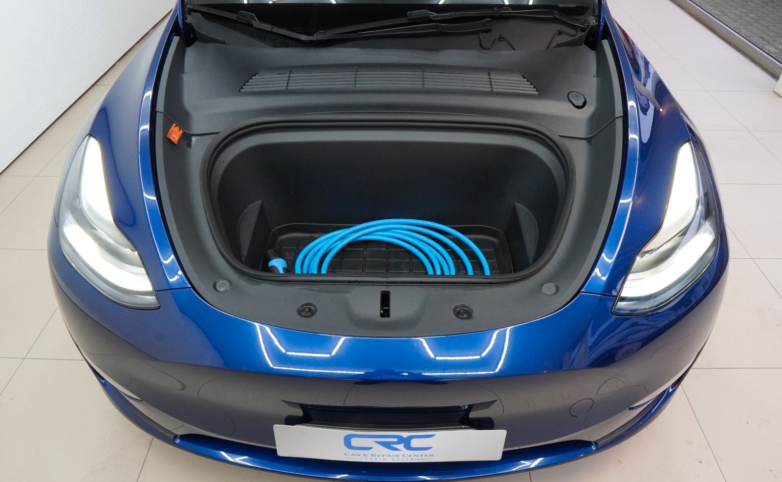 Fahrzeugabbildung Tesla Model Y Performance Dual AWD *MwSt*Carbon
