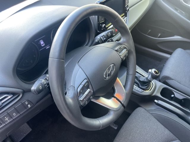 Fahrzeugabbildung Hyundai i30 1.5 T-GDI Mild-Hybrid, Edition 30 Autom. Rüc