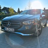 Mercedes-Benz E 220 d Autom. - schwarz  scheckheftgepflegt