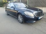 Mercedes-Benz 400 - Mercedes-Benz 400: Limousine