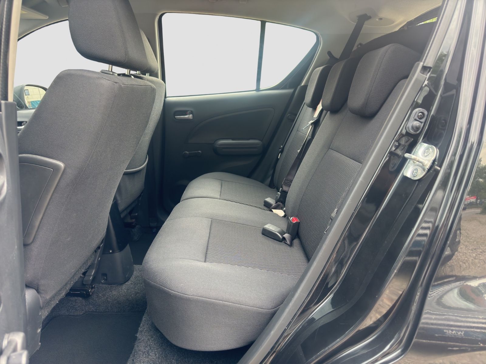 Fahrzeugabbildung Suzuki Splash Comfort/Klimaanlage/Sitzhz./PDC