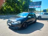 Volkswagen Golf VII Lim. Highline R-Lıne Panorama Clima - Volkswagen Golf mit Diesel-Antrieb: Geländewagen