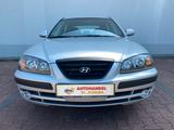 Hyundai Elantra 1.6 GLS 5 Lim. - Hyundai Elantra mit Benzin-Antrieb: Limousine