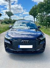 Audi Q4 45 e-tron quattro S-Line  HUD/AHK/PANO/MATRIX - Audi Q4 e-tron von privat