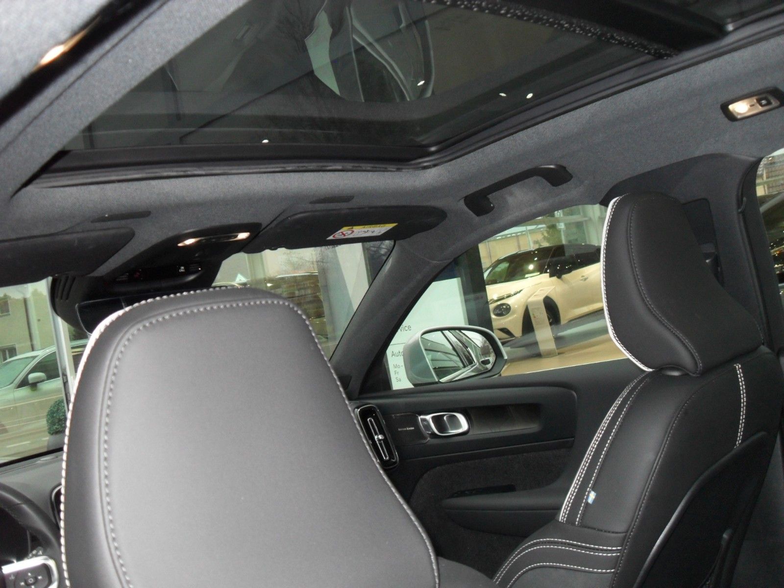 Fahrzeugabbildung Volvo XC 40 T5 Ultimate Bright Plug-In Hybrid