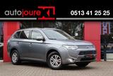 Mitsubishi Outlander 2.0 PHEV Instyle+ | Schuif-/kanteldak - Mitsubishi Outlander Instyle mit Hybrid-Antrieb (Benzin/Elektro)