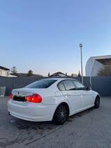 BMW 320d EfficientDynamics Edition EfficientDyna... - BMW 320: 320d Efficientdynamics Edition