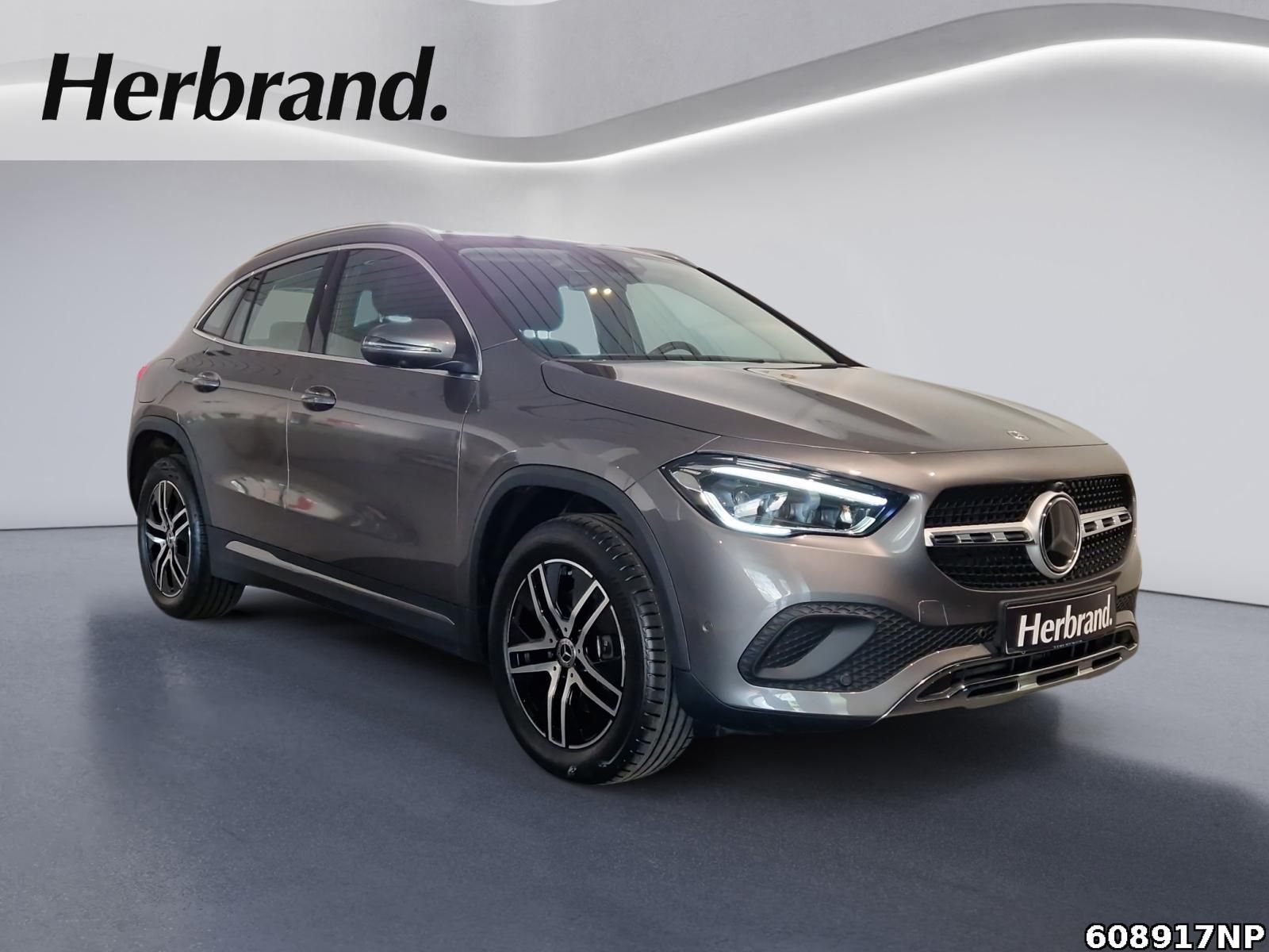 Mercedes-Benz GLA 250 e Progressive AHK Distronic Multibeam imagem 2