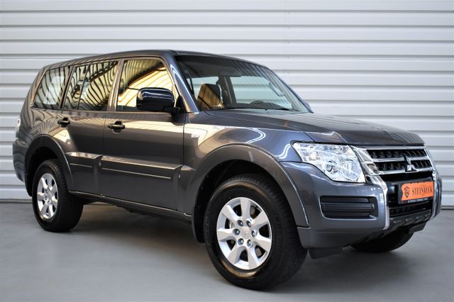 Mitsubishi Pajero 3.2 DI-D+7-Sitzer+Kamera+Automatik+Navi