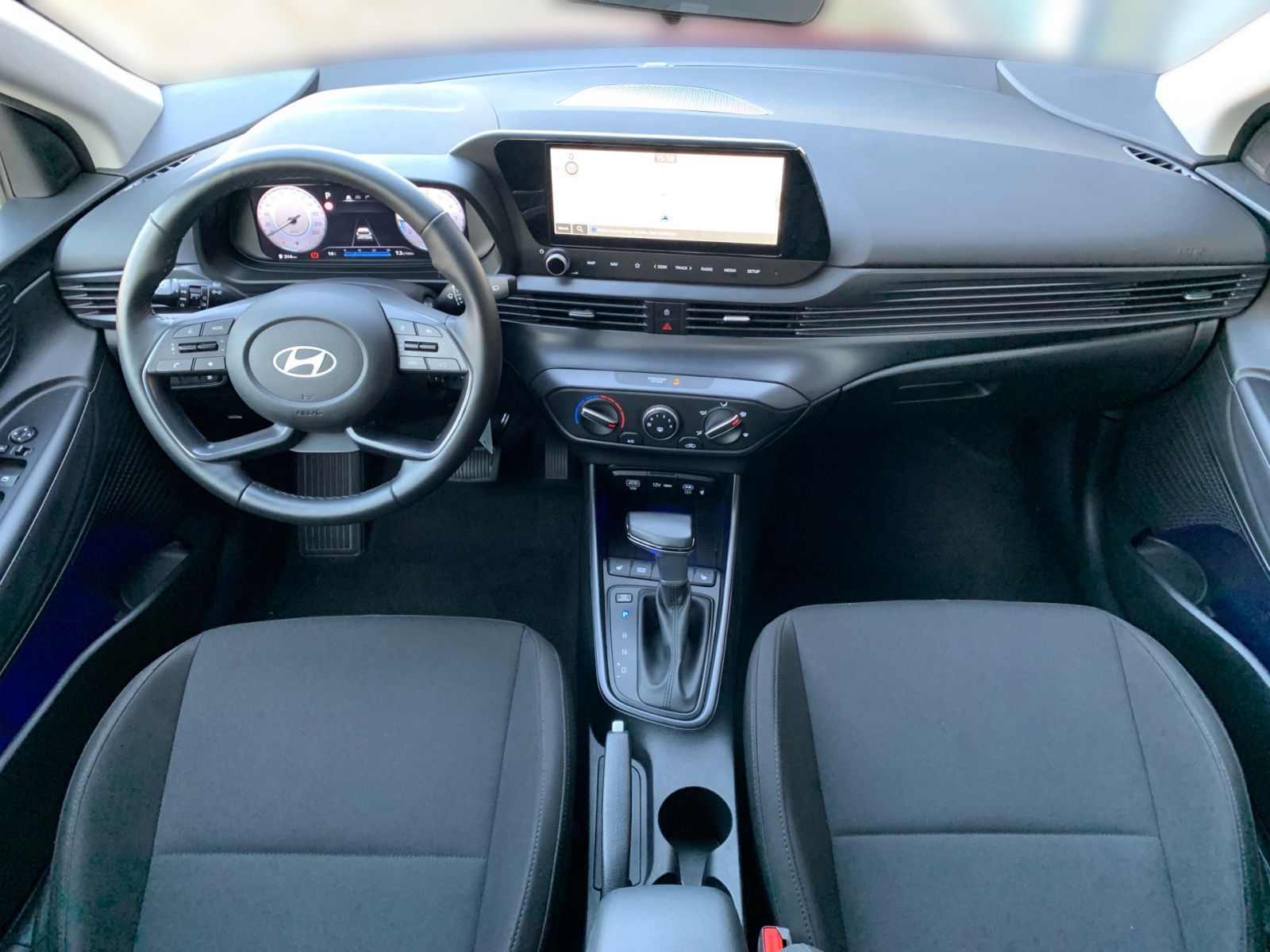 Fahrzeugabbildung Hyundai i20 1.0 T-GDI 7-DCT Trend Navi Allwetter