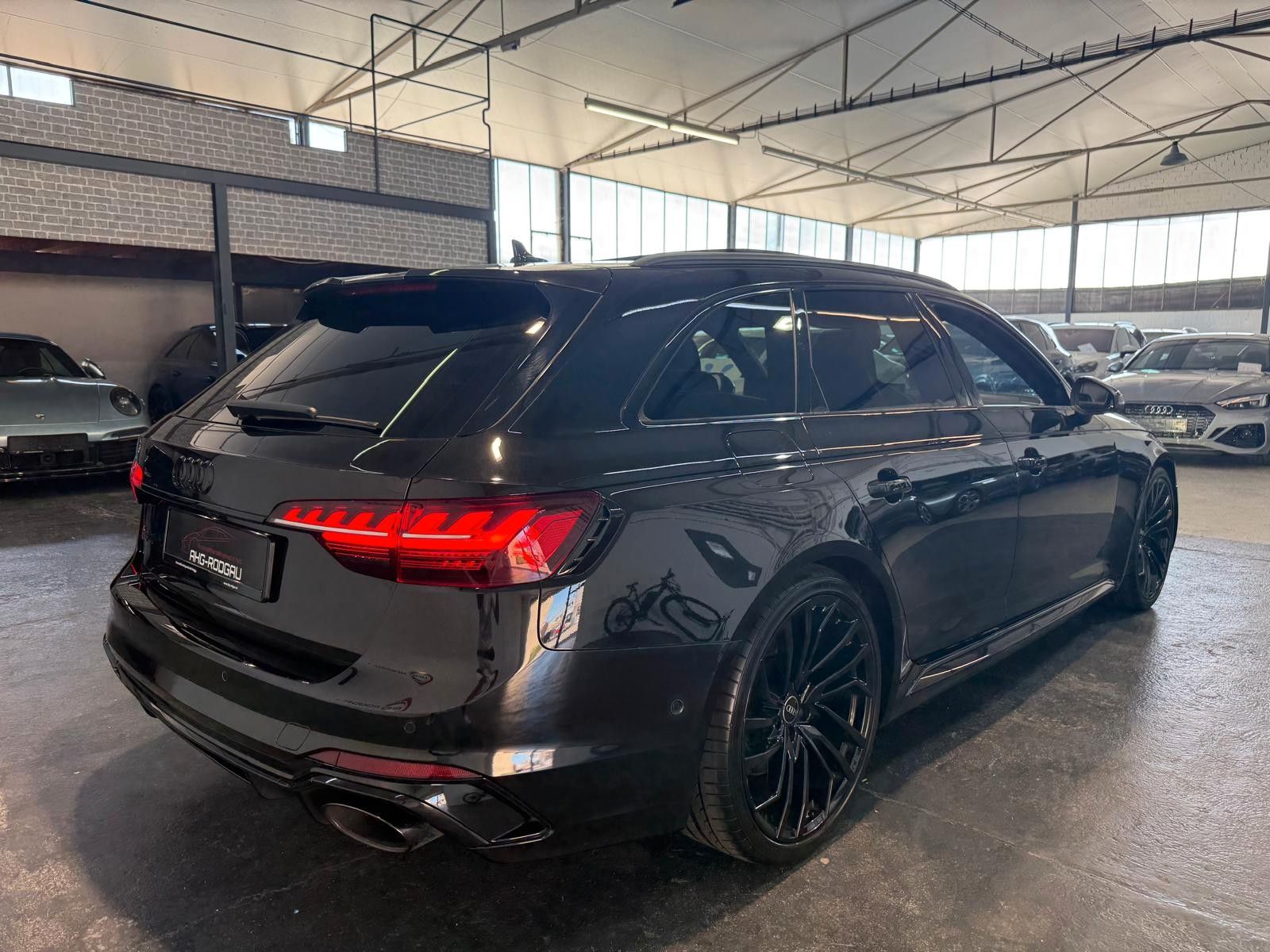 Audi RS4 RS 4 Avant 2.9 TFSI quattro foto 7