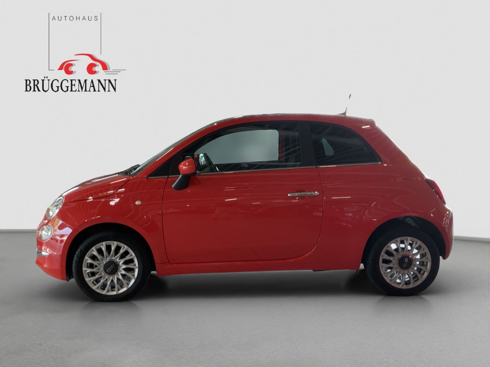 Fahrzeugabbildung Fiat 500 1.0 GSE Hybrid + Ganzjahresreifen