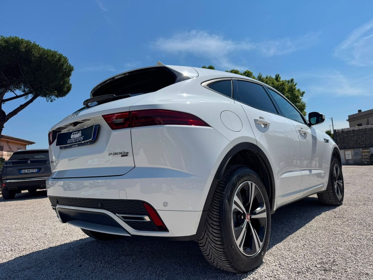 Jaguar E-Pace benzina imagem 3
