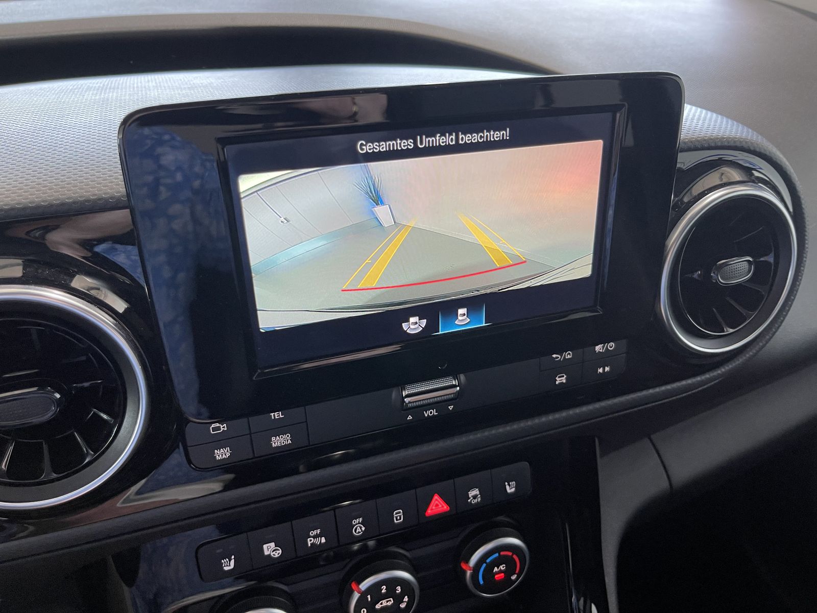 Fahrzeugabbildung Mercedes-Benz T 180 d*Leder*Cam*SHZ*Klima*
