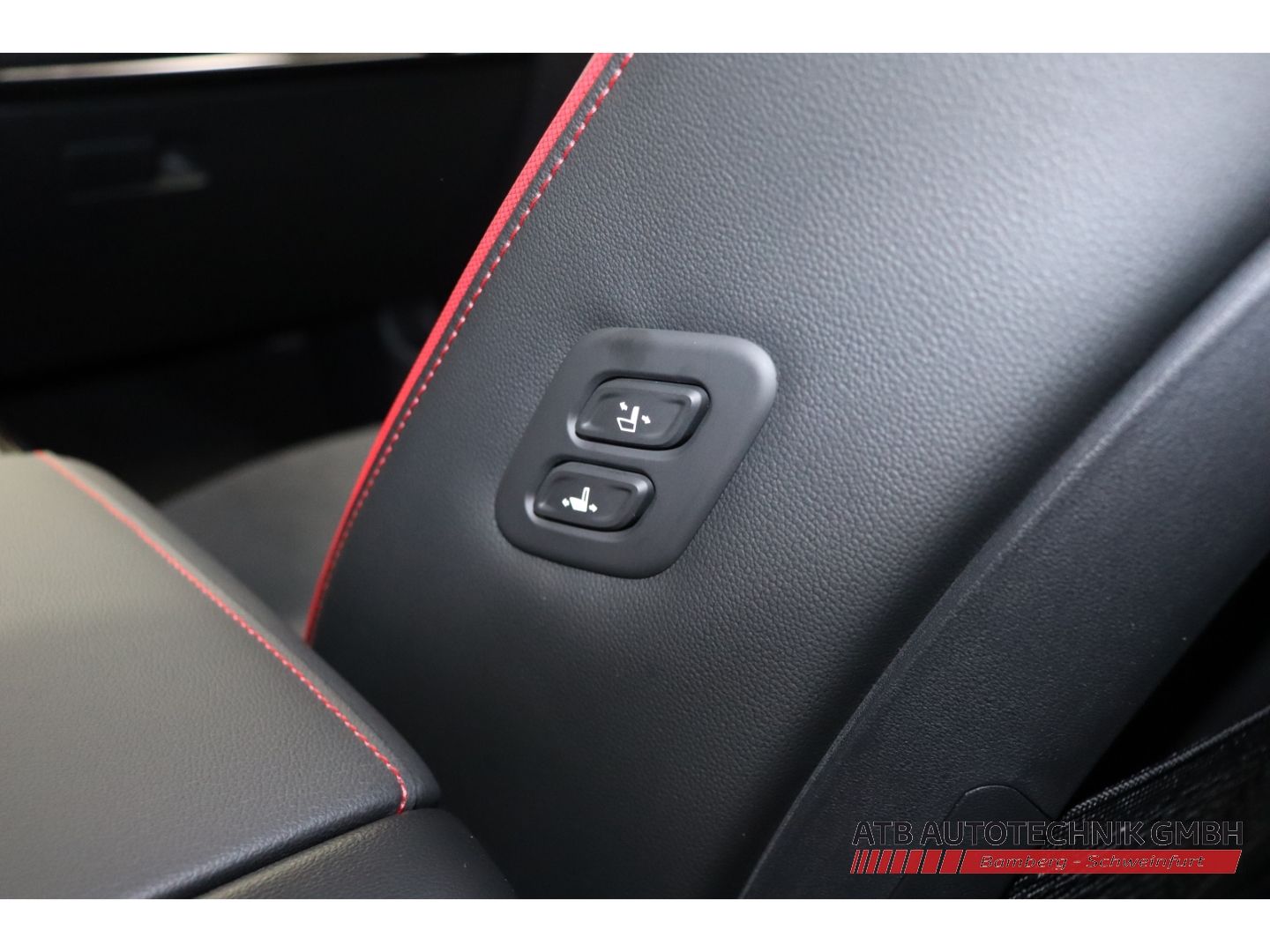 Fahrzeugabbildung Hyundai Tucson MY27 N-Line X 1.6 T-GDI 150 PS 7-DCT 2WD
