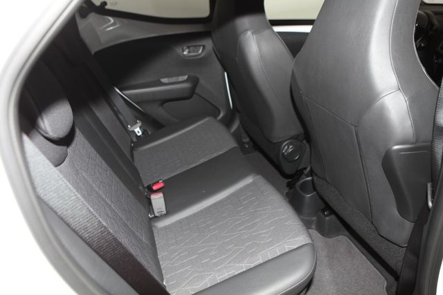 Toyota Aygo 1.0 x-final *CAM*DAB*KLIMA*TEL*