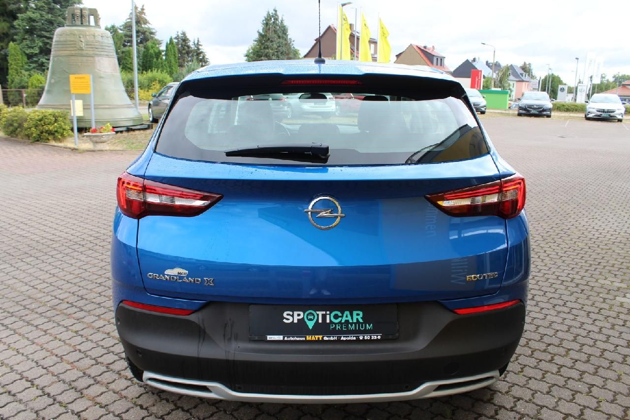 Fahrzeugabbildung Opel Grandland X Innovation 1.2 Turbo