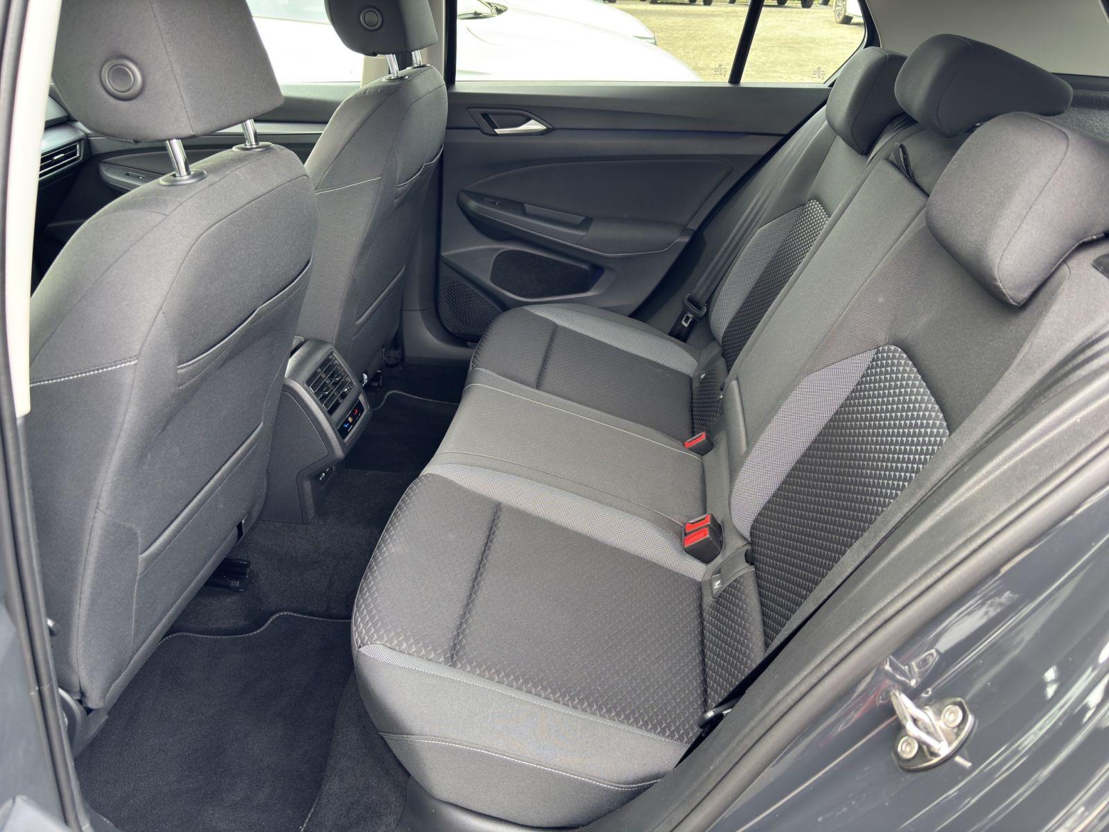 Volkswagen Golf VIII 1.5 TSI 6-Gang Active App-Connect, миниатюра 15
