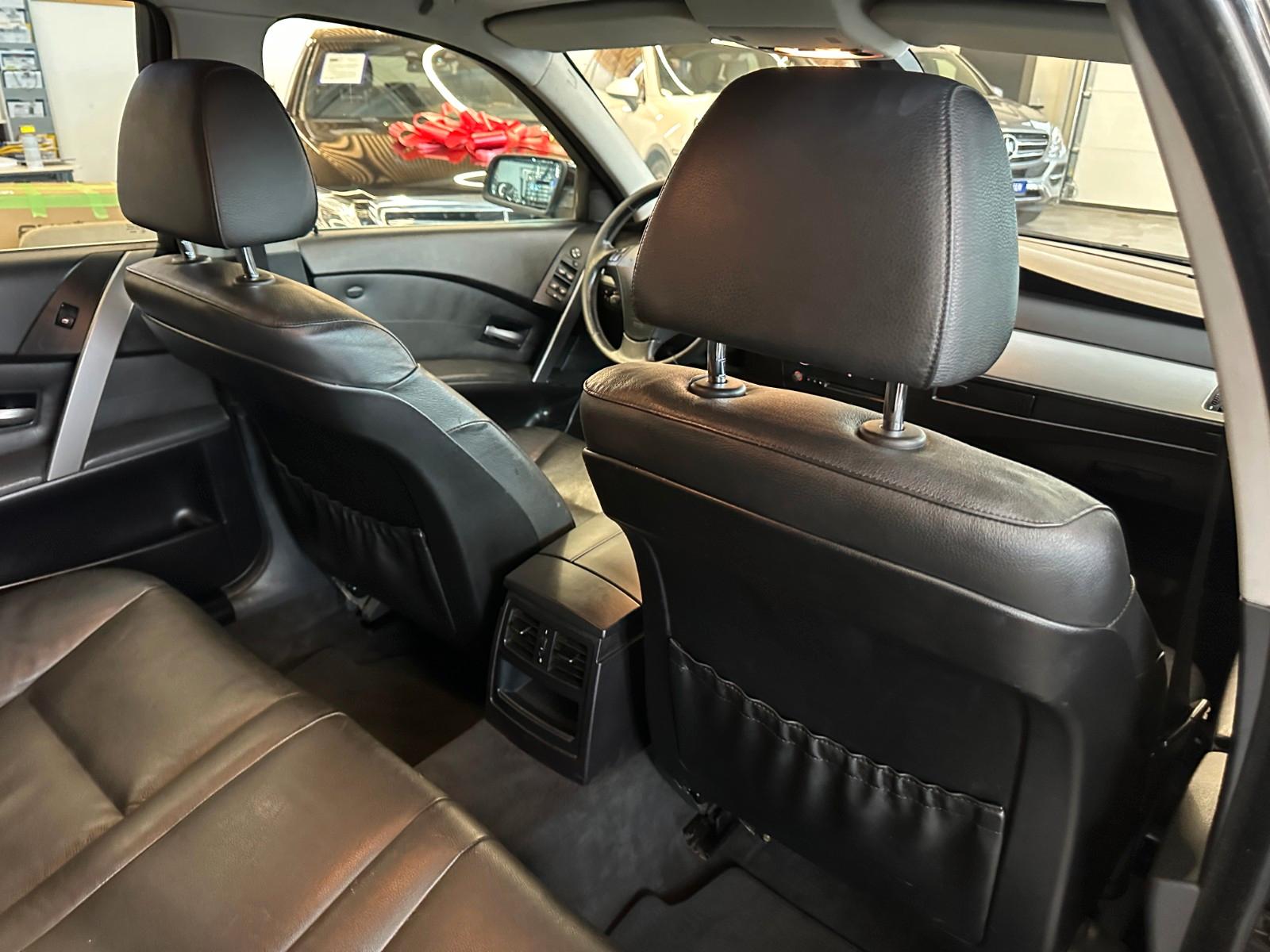 BMW 530 i Touring *Klima*Navi*Xenon*AHK*Freisprech*