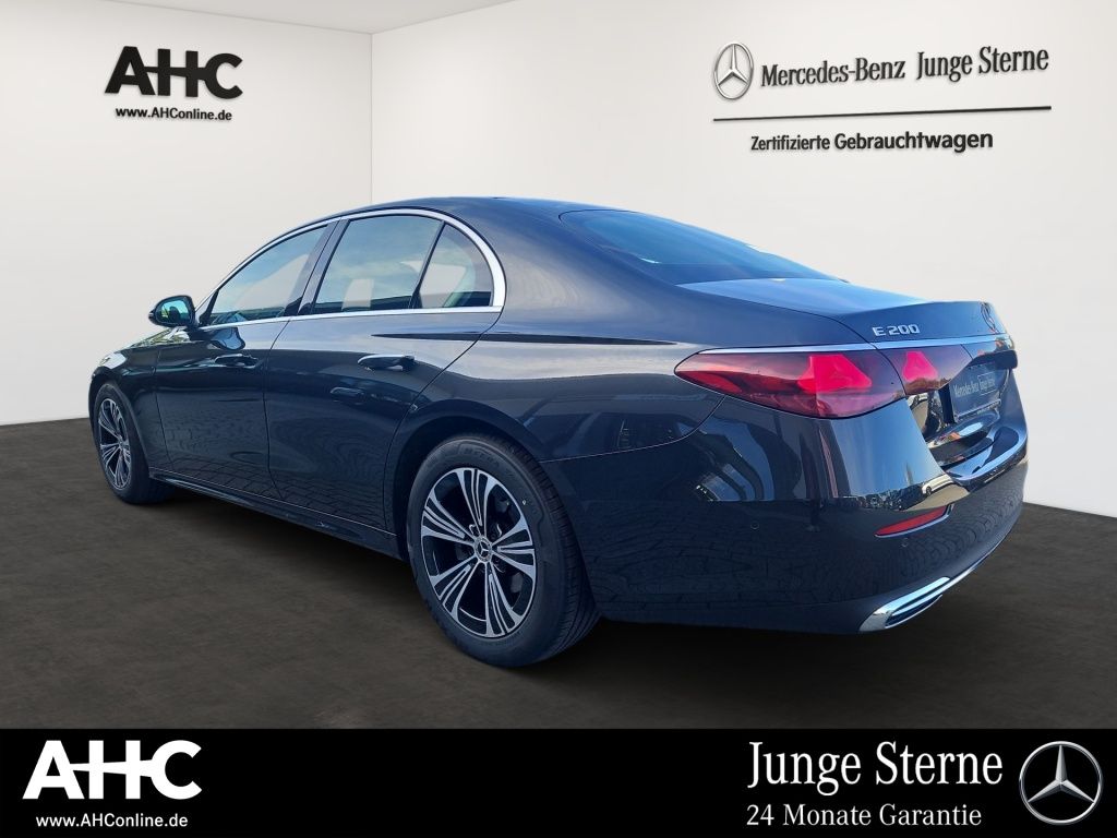 Fahrzeugabbildung Mercedes-Benz E 200 Limousine Avantg. Distronic+ Navi LED SHZ