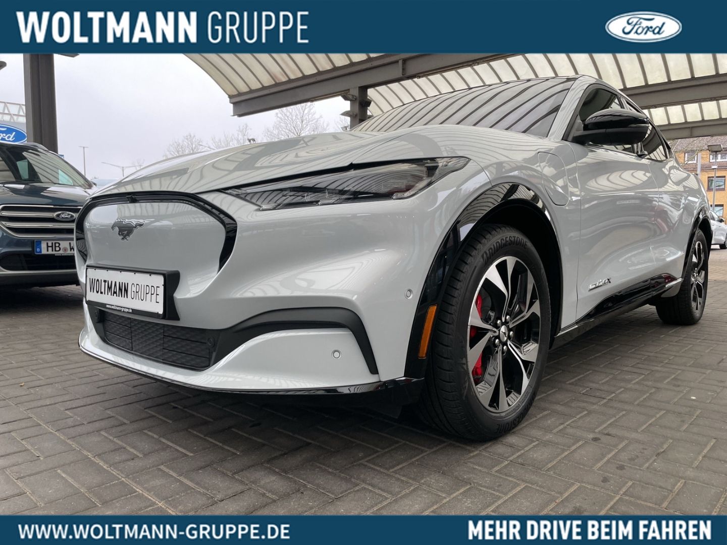 Fahrzeugabbildung Ford Mustang MACH-E Premium AWD DEKRA Hochvolt-Zertif