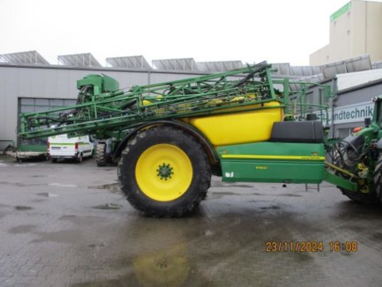 John Deere R962I