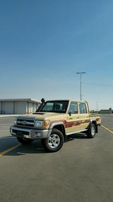 Toyota Land Cruiser 79 Pickup 4.5 V8 D Sofort 2 Stc. - Toyota Land Cruiser Geländewagen 79 mit Diesel-Antrieb