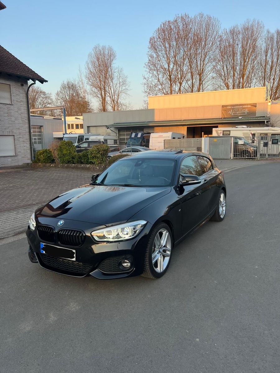 BMW BMW 120i  M-Paket  TÜV 10/27